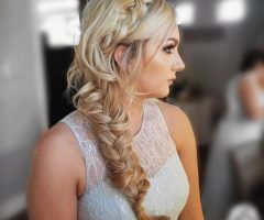 15 Best Wedding Side Hairstyles