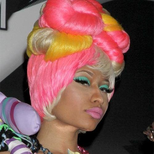 Nicki Minaj Short Haircuts (Photo 18 of 20)