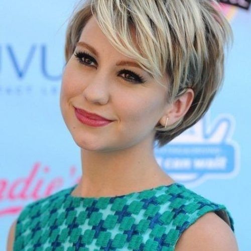 Short Hairstyles For Summer (Photo 19 of 20)