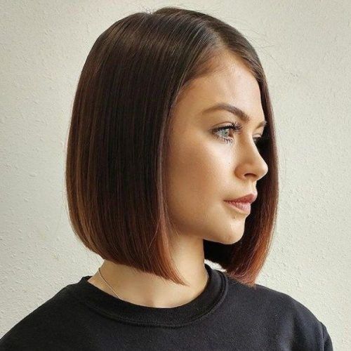 Side-Parted Blunt Bob Hairstyles (Photo 7 of 20)