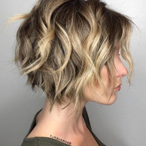 Choppy Bob Hairstyles With Blonde Ends (Photo 14 of 20)