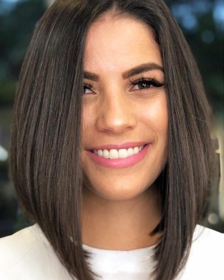 20 Collection of Straight Lob Haircuts with Feathered Ends