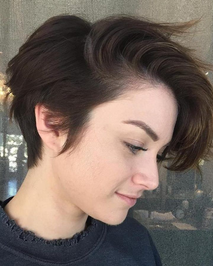 2024 Popular Tapered Pixie Boyish Haircuts for Round Faces