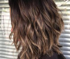 20 Best Angled Layers Haircuts for Medium Hair