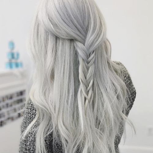 Glamorous Silver Blonde Waves Hairstyles (Photo 17 of 20)