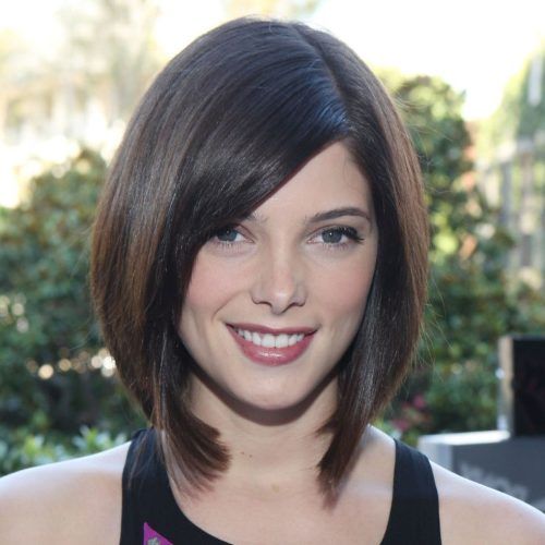Medium Haircuts For Round Faces Black Hair (Photo 19 of 20)