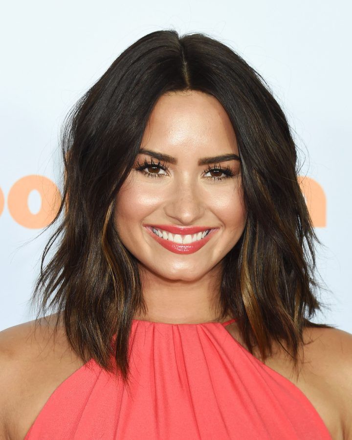 20 Photos Demi Lovato Medium Haircuts