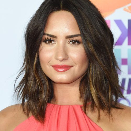 Demi Lovato Medium Haircuts (Photo 2 of 20)