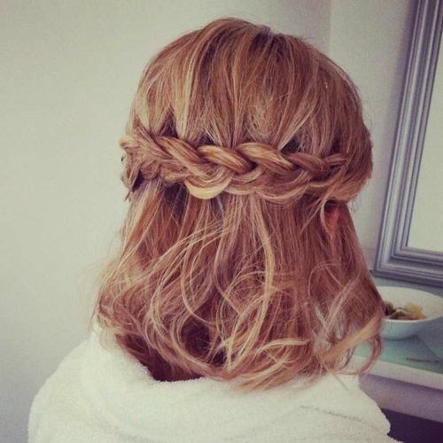 Half Updo Hairstyles For Short Hair (Photo 9 of 15)
