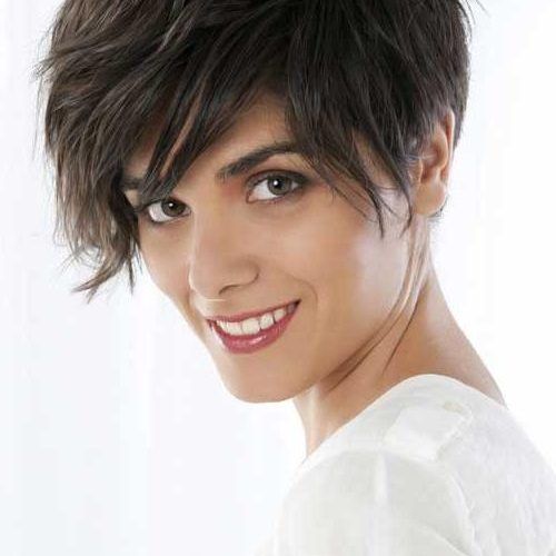 Pixie Haircuts For Wavy Hair (Photo 6 of 20)