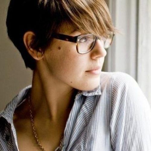 Pixie Haircuts With Glasses (Photo 5 of 20)
