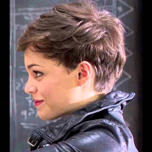 Pixie Hairstyles For Round Faces (Photo 12 of 20)