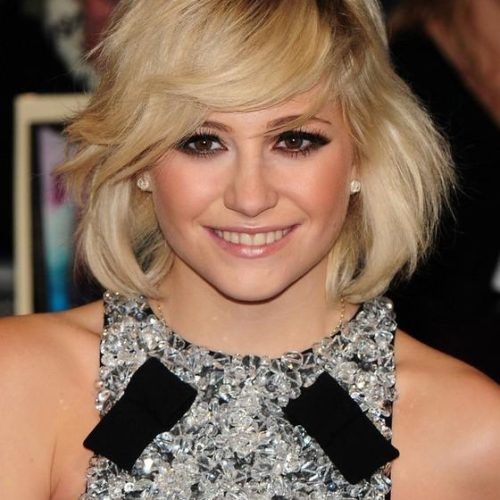 Pixie Lott Loose Waves: Sexy Medium Blonde Hairstyle With Bangs throughout Most Up-to-Date Pixie Lott Bob Hairstyles (Photo 177 of 292)