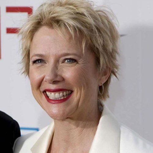 Chic Blonde Pixie Bob Hairstyles For Women Over 50 (Photo 19 of 20)