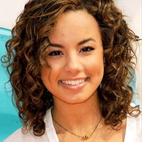 Curly Medium Hairstyles For Round Faces (Photo 6 of 20)