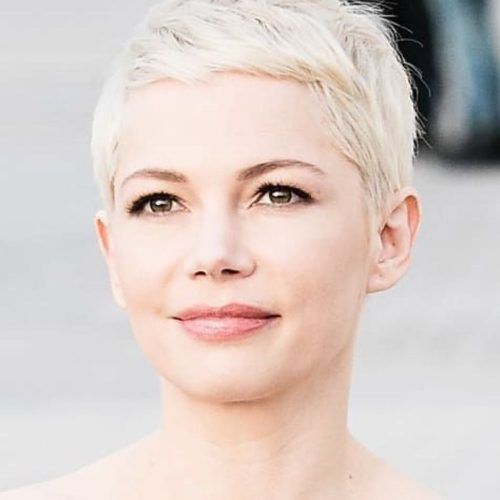 Michelle Williams Pixie Haircuts (Photo 15 of 20)