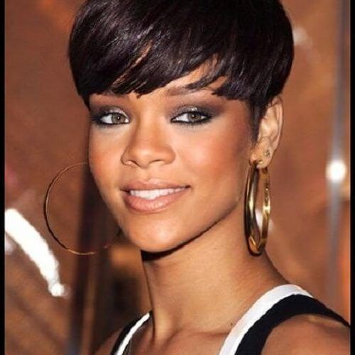 Rihanna Bob Hairstyles With Weave (Photo 3 of 15)