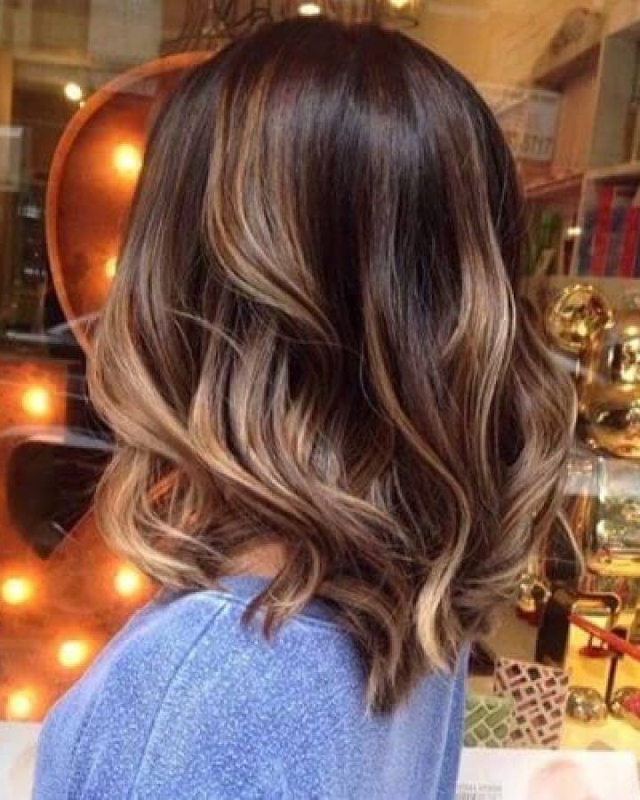 20 Ideas of Wavy Lob Haircuts with Caramel Highlights