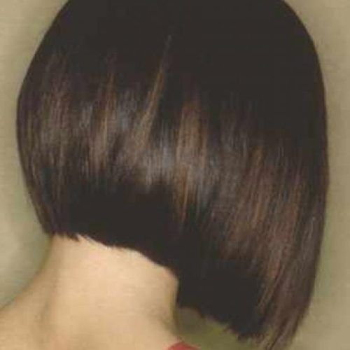 Classic Inverted Bob Hairstyles (Photo 3 of 15)