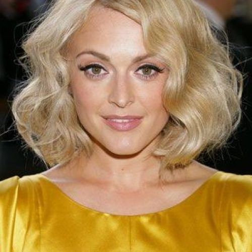 Fearne Cotton Shoulder Length Bob Hairstyles (Photo 15 of 15)