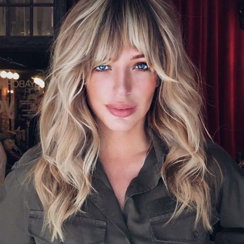 Layered Wavy Hairstyles With Curtain Bangs (Photo 13 of 20)