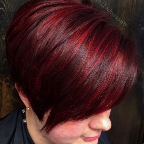 Bright Red Medium Hairstyles (Photo 4 of 20)