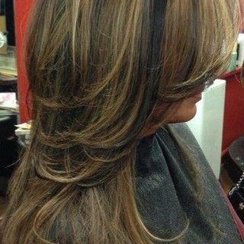 Long Hairstyles With Layers And Highlights (Photo 2 of 15)
