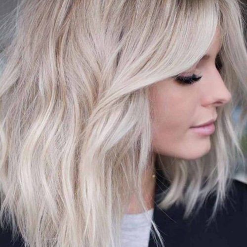 Messy & Wavy Pinky Mid-Length Hairstyles (Photo 15 of 20)