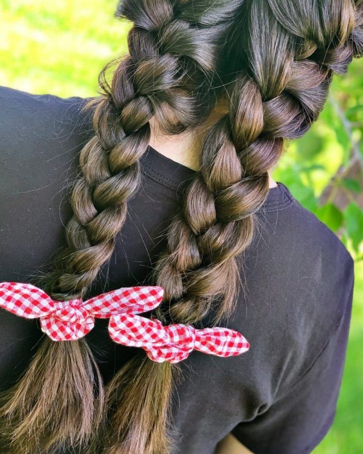 20 Inspirations Scrunchie Hairstyles