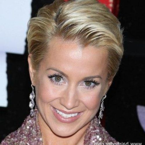 Kellie Pickler Pixie Haircuts (Photo 8 of 20)