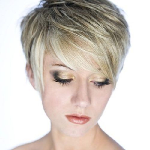 Short Choppy Hairstyles For Thick Hair (Photo 8 of 20)