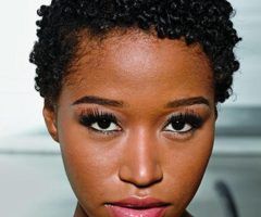 20 Inspirations Natural Short Hairstyles for Round Faces