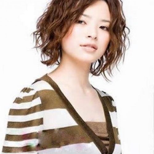 Short Curly Shag Hairstyles For Korean Girls (Photo 2 of 15)