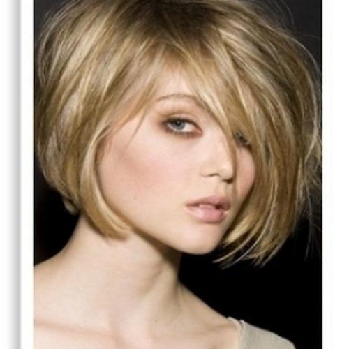 Cute Short Haircuts For Heart Shaped Faces (Photo 6 of 20)