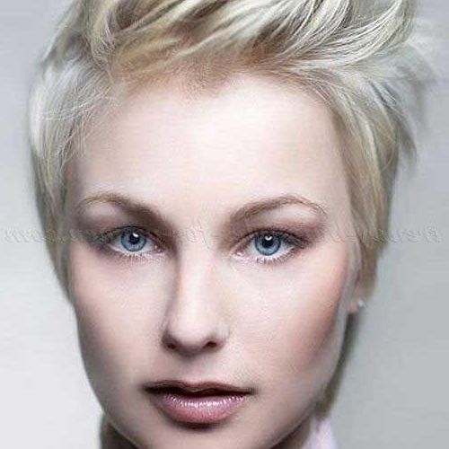 Funky Pixie Haircuts (Photo 8 of 20)