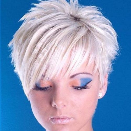 Funky Pixie Haircuts (Photo 7 of 20)