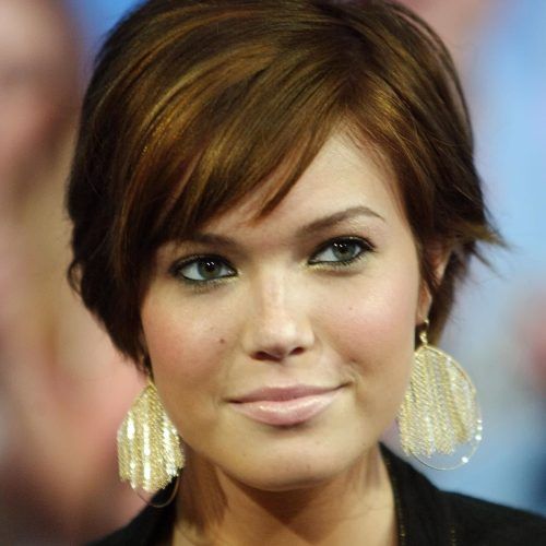 Short Bangs Hairstyles For Round Face Types (Photo 4 of 20)