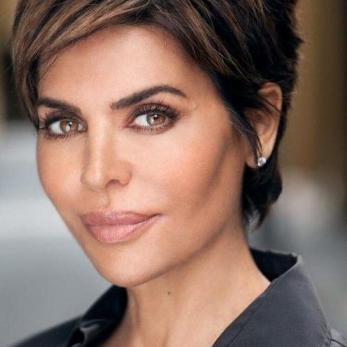 Short Haircuts Styles For Women Over 40 (Photo 11 of 20)