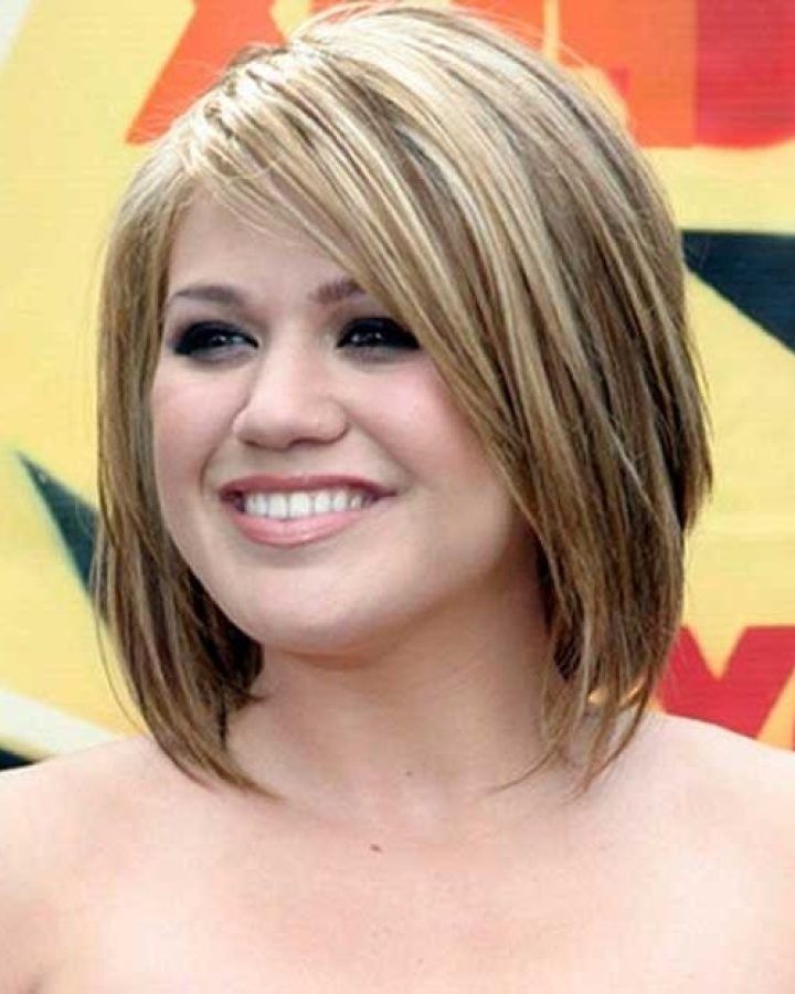 15 Inspirations Short Hairstyles for Fat Faces and Double Chins
