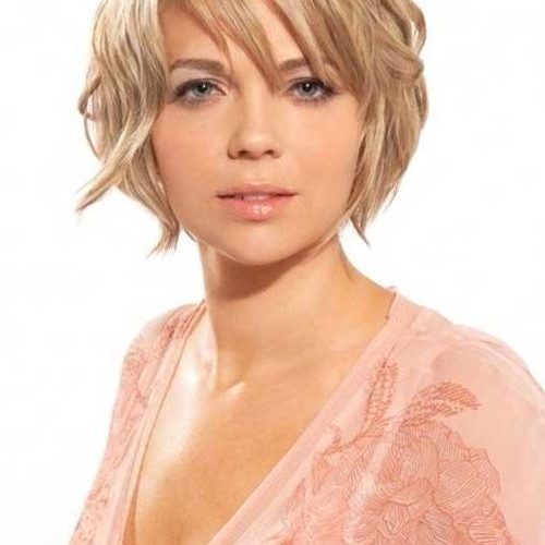Short Haircuts For Heavy Set Woman (Photo 7 of 20)