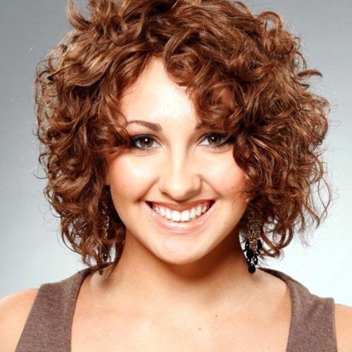 Short Haircuts For Wavy Hair And Round Faces (Photo 10 of 20)