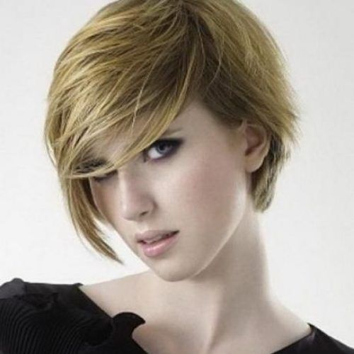 Short Haircuts For Women In 20S (Photo 7 of 20)