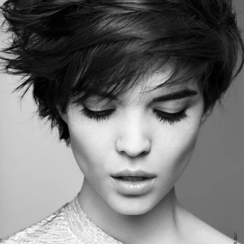 Short Haircuts For Round Faces And Thick Hair (Photo 17 of 20)