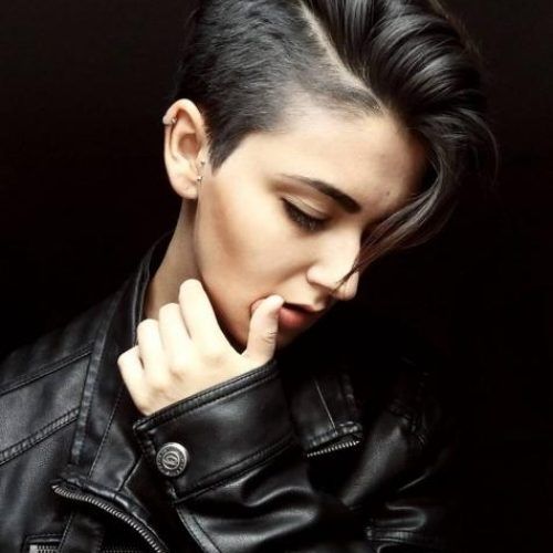 Short Hairstyles With Shaved Sides For Women (Photo 20 of 20)