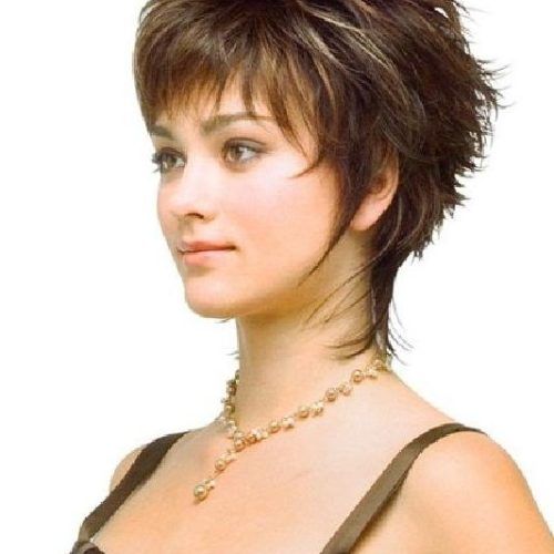 Short Hairstyles For Fine Hair And Oval Face (Photo 4 of 15)