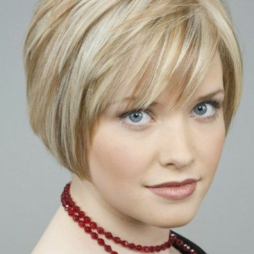 Short Chopped Bob Hairstyles With Straight Bangs (Photo 14 of 20)
