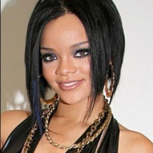 Rihanna Bob Hairstyles (Photo 13 of 15)