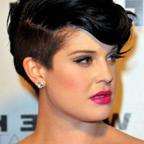 Women Short Haircuts For Round Faces (Photo 17 of 20)