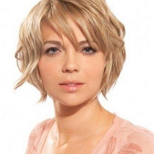 Oval Face Shape Short Haircuts (Photo 14 of 20)