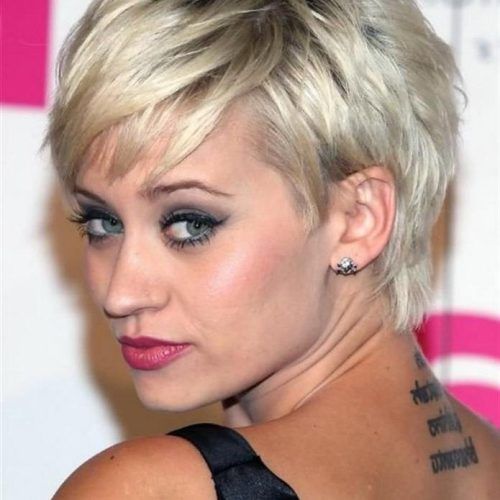 Short Hairstyles For Oval Face Thick Hair (Photo 12 of 20)